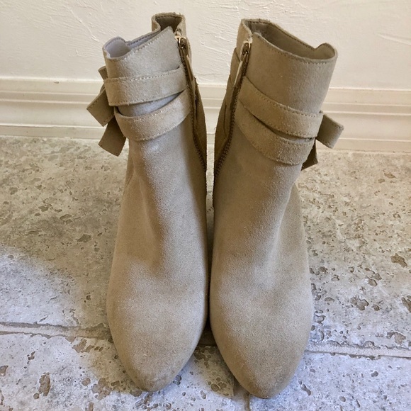 Tan suede ankle boots - Picture 6 of 8